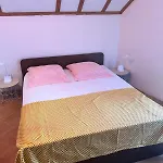 Casa de Férias Maison Ancienne Sur L Ile De Brac Milna (Brac)