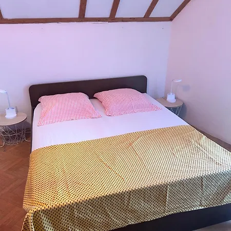 بيت للعطل Maison Ancienne Sur L Ile De Brac ميلنا